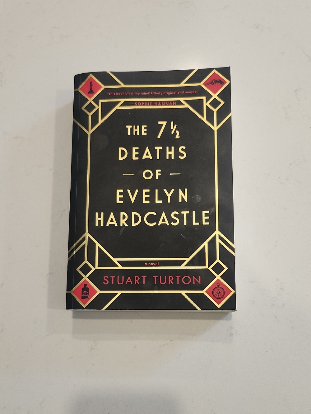 Like New - The 7½ Deaths of Evelyn Hardcastle - Paperback Book